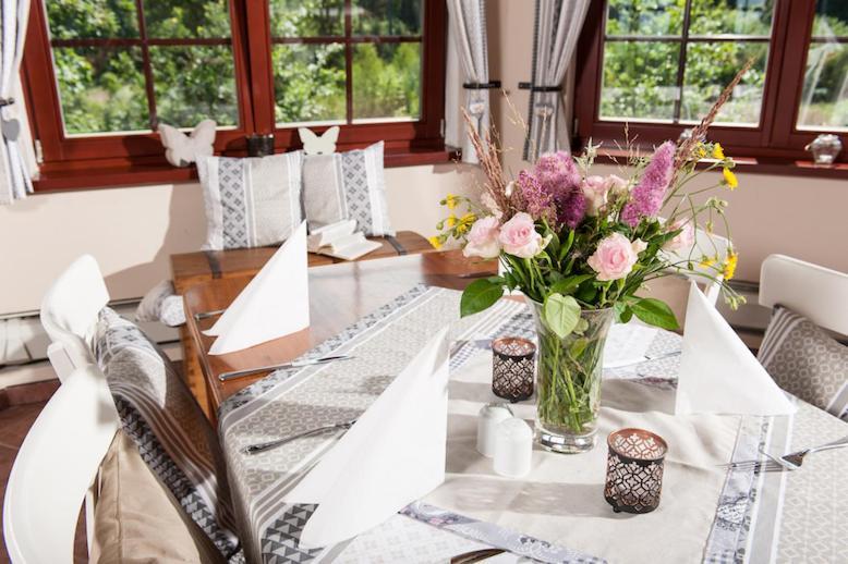 Na Krasne Vyhlidce Hotel Olsina ภายนอก รูปภาพ