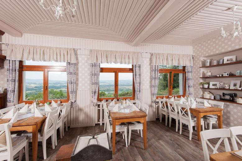 Na Krasne Vyhlidce Hotel Olsina ภายนอก รูปภาพ